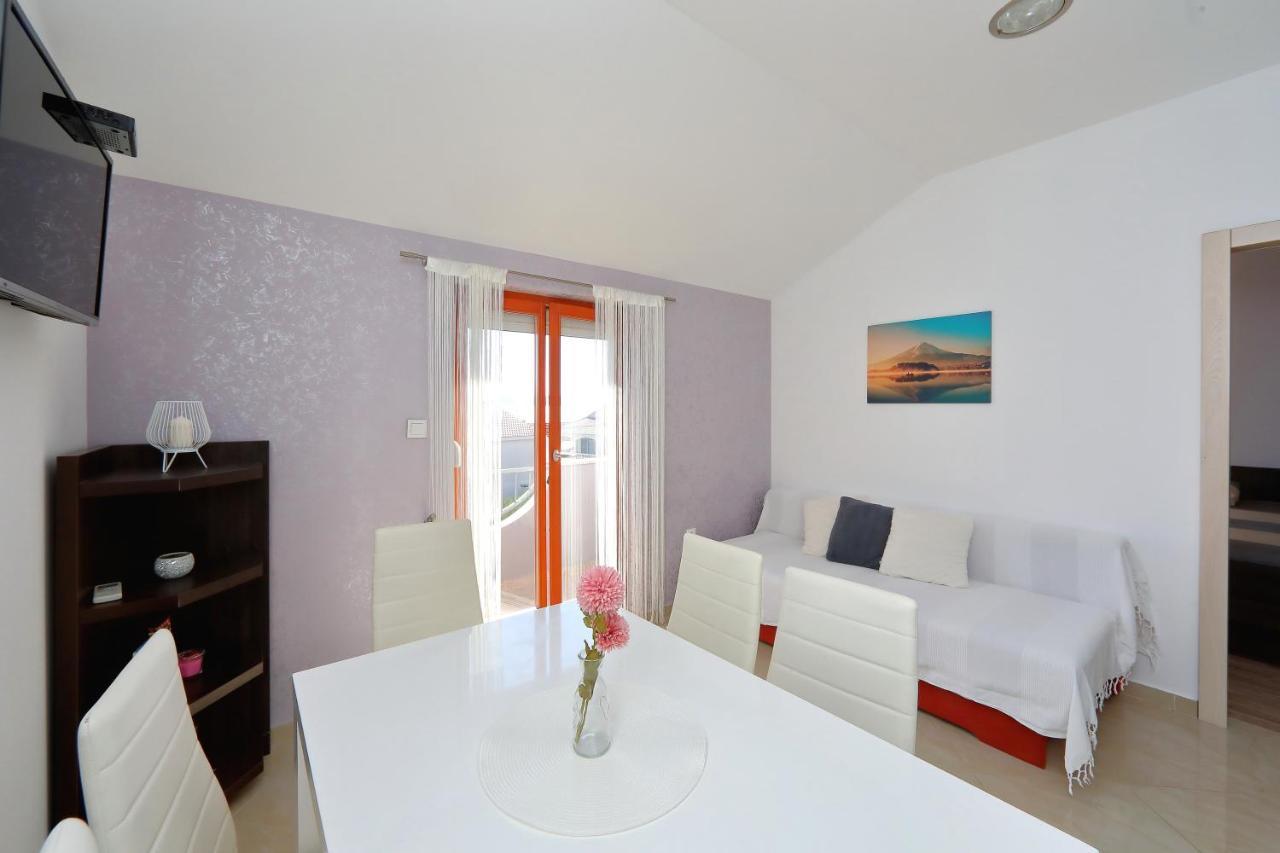 Bane Dvori Apartment Бибине Екстериор снимка