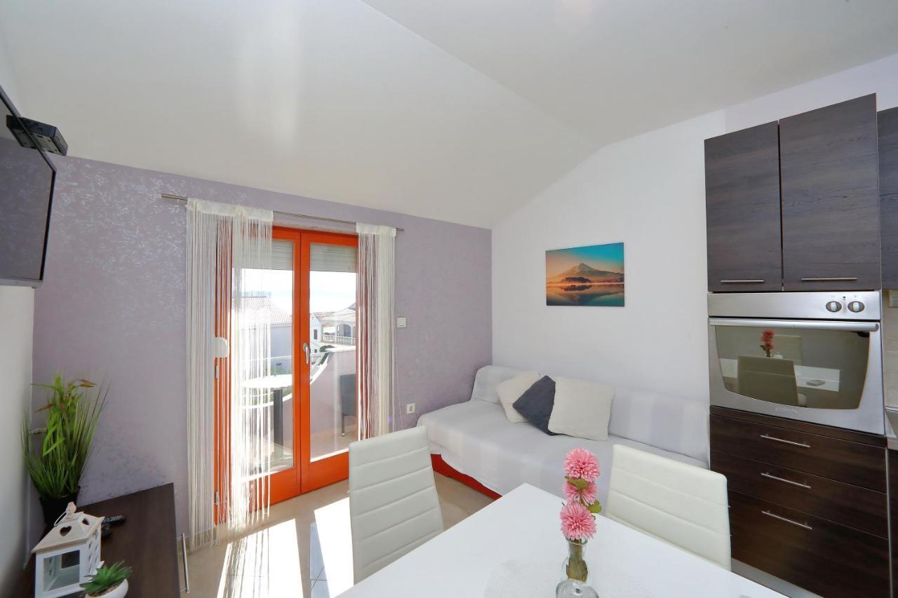 Bane Dvori Apartment Бибине Екстериор снимка