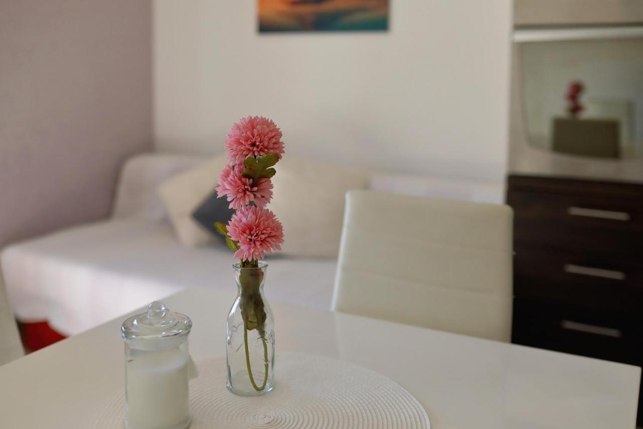 Bane Dvori Apartment Бибине Екстериор снимка